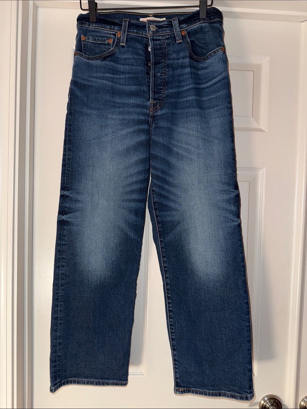 Levi’s Ribcage Straight Ankle Jeans